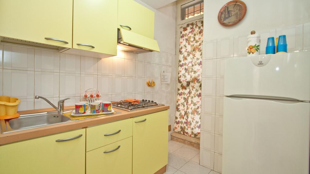 Rental In Rome Celeste Apartment Zimmer foto