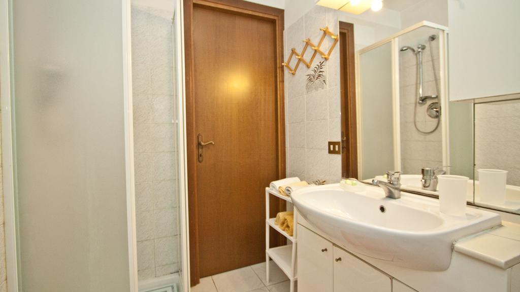 Rental In Rome Celeste Apartment Zimmer foto